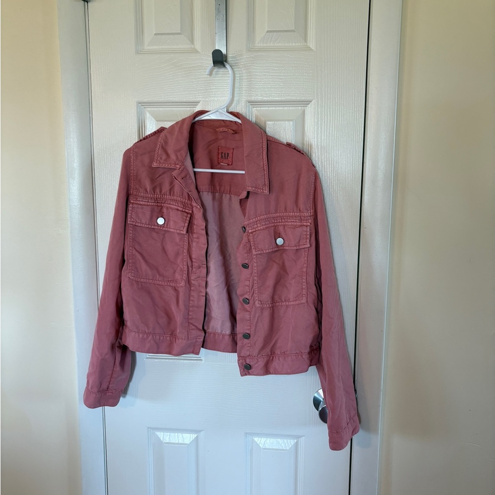 GAP - WOMEN'S PINK UTILITY JACKET